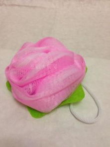 廠家直銷40g玫瑰花浴花，神威日用品進(jìn)駐義烏國(guó)際商貿(mào)城四區(qū)，打造日用雜品銷售新標(biāo)桿